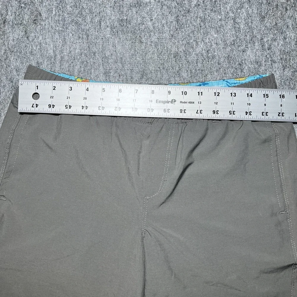 Birdie Bound Shorts Men Medium Gray 6.5